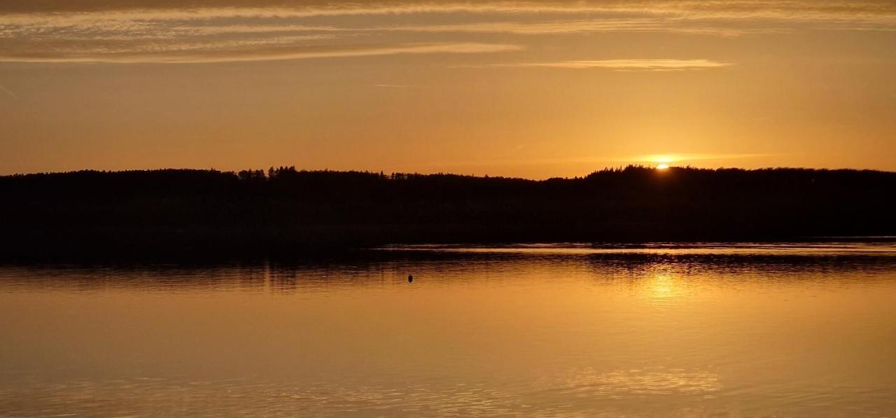 Zakatek Ciszy. Vila Sluchowo Exterior foto